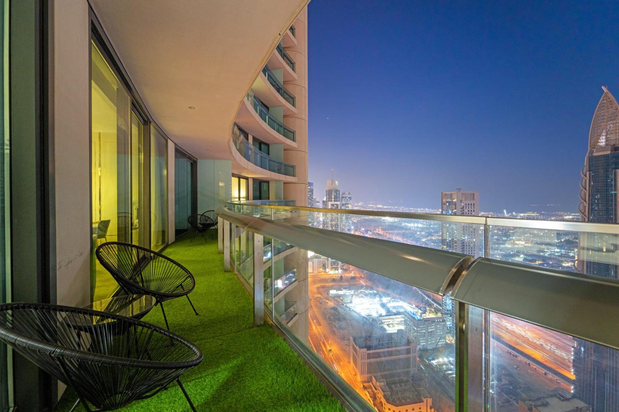 First Class 2Br With Full Dubai Skyline & Sea View Ngoại thất bức ảnh